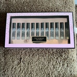 Victoria’s Secret 12 days of discovery boxed set